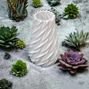 Matero Florero 3D Modelo Tornado