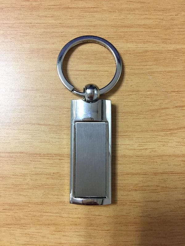 Llavero Moderno Elegante Modelo F